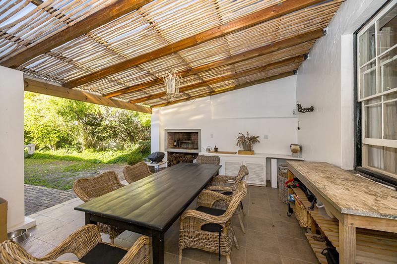 4 Bedroom Property for Sale in Claremont Western Cape